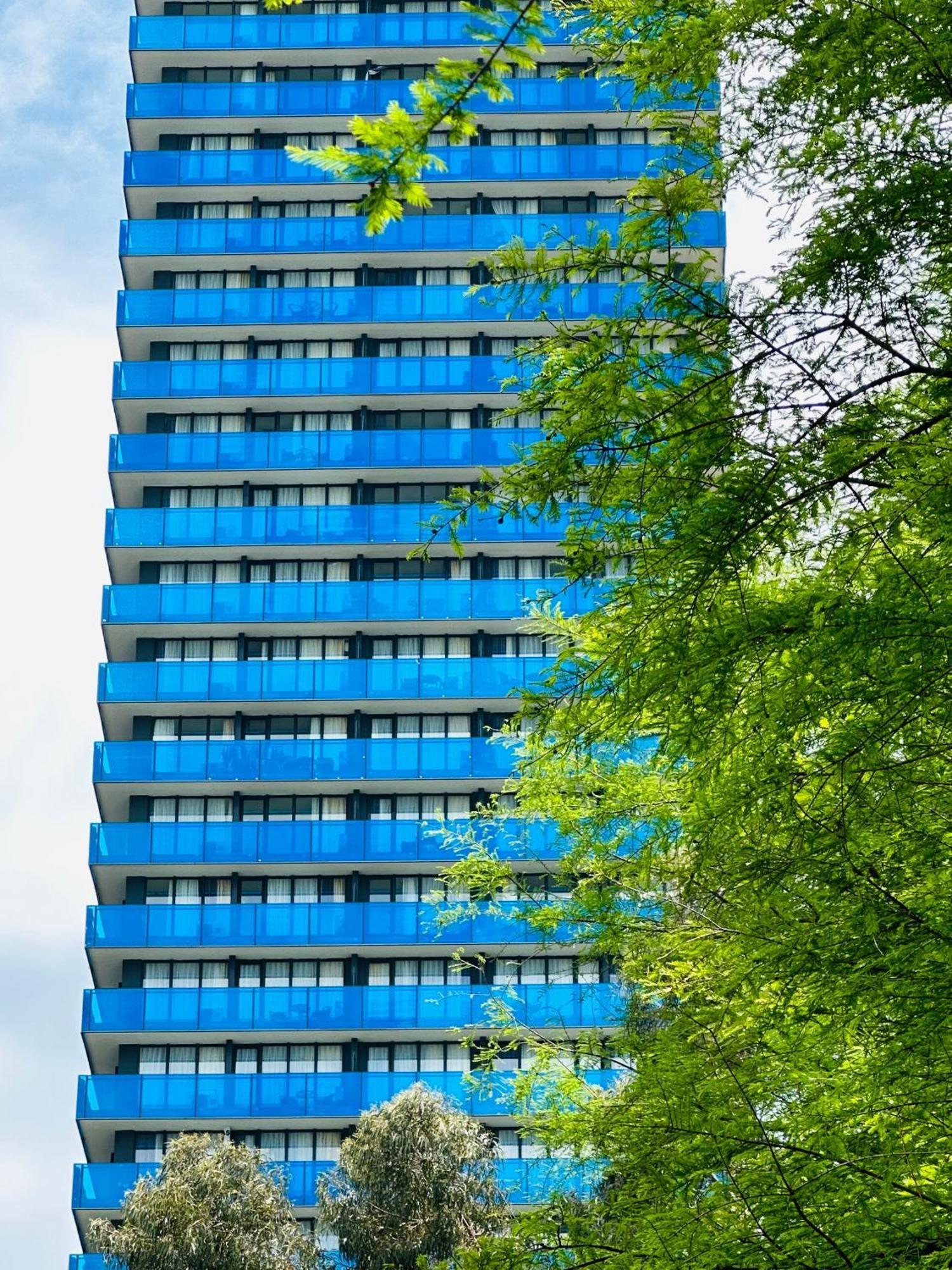 Отель New Orbi Батуми Экстерьер фото